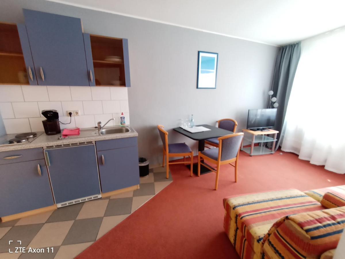 Bodensee Gaestehaus Tettnang Albergo Exterior foto